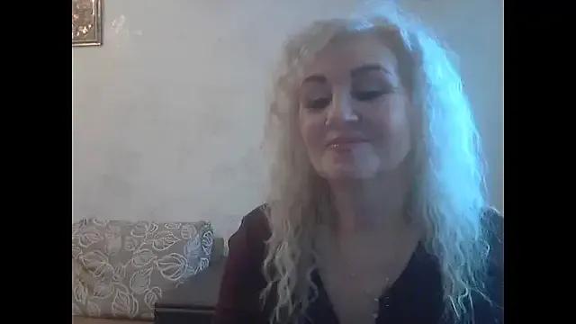 LadySexyBlond from StripChat is Freechat