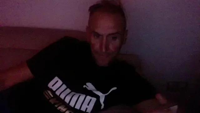 LADYVANESA41 from StripChat is Freechat