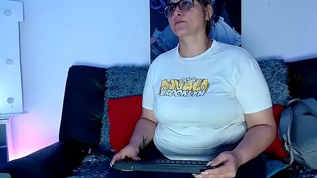 LAHILA_COOPERR from StripChat is Freechat