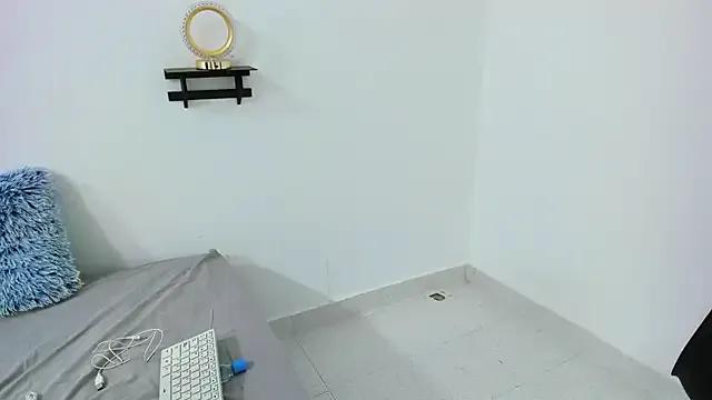 Lailahadi from StripChat is Freechat