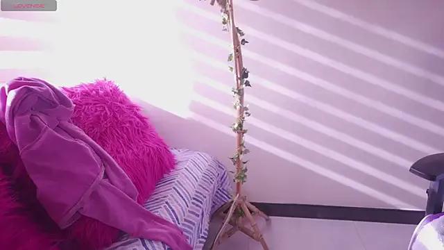 Lana_Dreams_ from StripChat