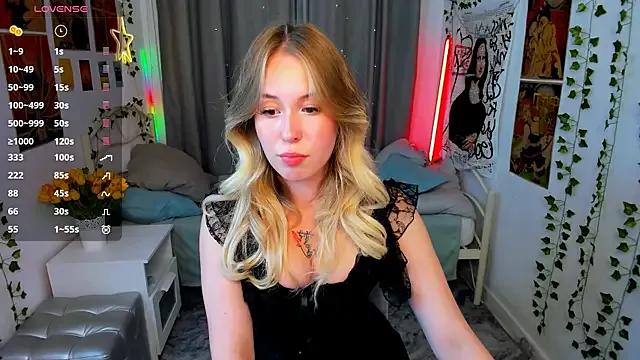 Checkout girls naked models with similar nickname. Cute sexy Free Models.