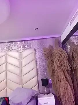 LannaRossi from StripChat is Freechat