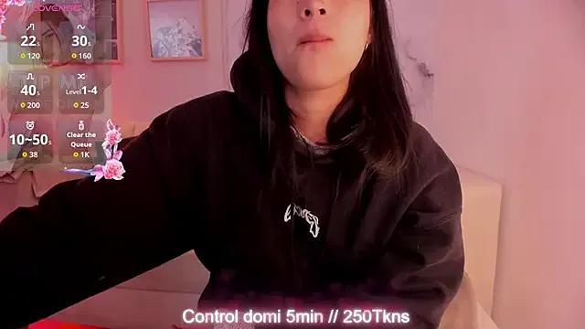 lara_madisson from StripChat