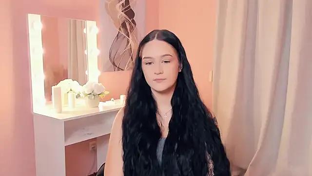 LaraeMcglory from StripChat is Freechat