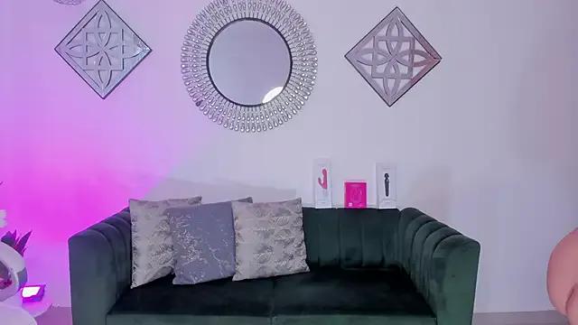 Layla_Breezee from StripChat