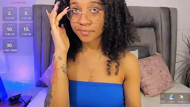 Layla_Clarke from StripChat