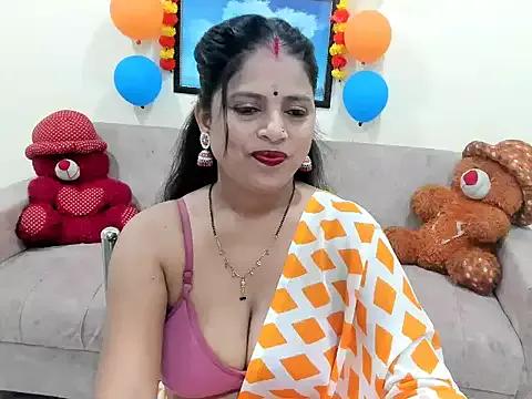 leahgotiii from StripChat is Freechat
