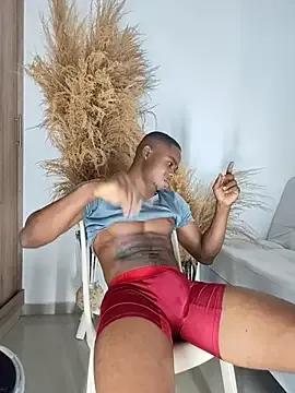 liambolt from StripChat is Freechat