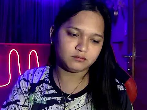 Lianneeeeee1 from StripChat is Freechat