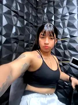 lil_charme from StripChat