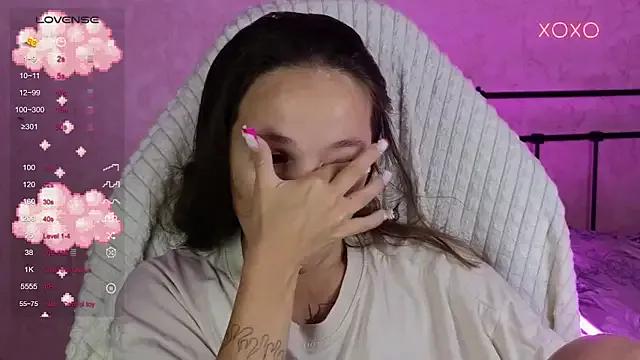Lil_luna_x from StripChat