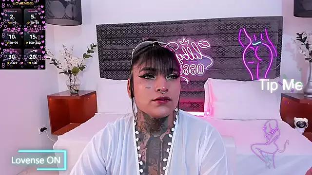 Lilbye066evil from StripChat