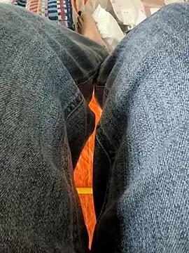 Lili_2love from StripChat is Freechat