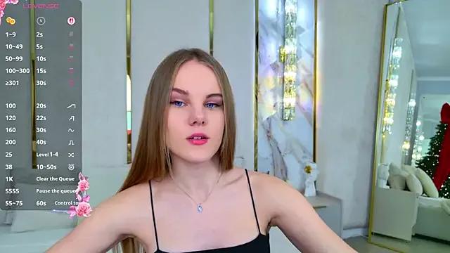 Lili_Lohan from StripChat is Freechat