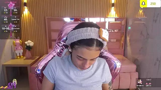 lilith_petit_sub from StripChat