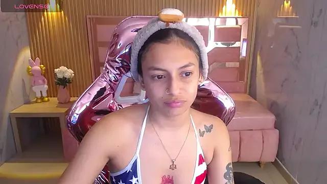 lilith_petit_sub from StripChat