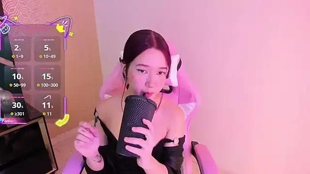 LilithCary from StripChat