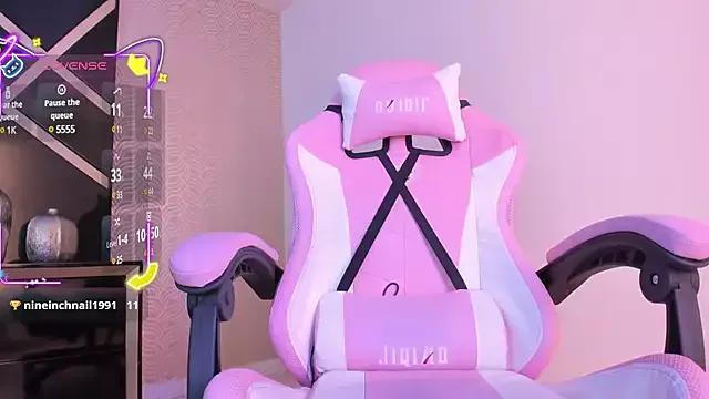 LilithCary from StripChat