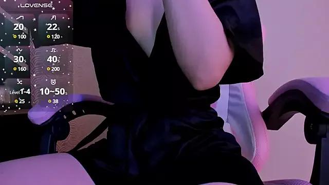 LilithCary from StripChat