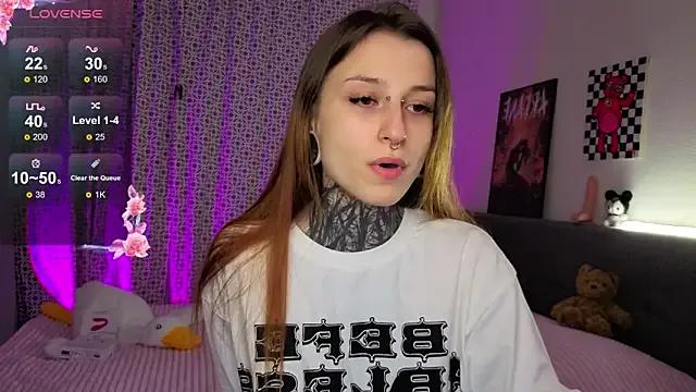 LilithPoison from StripChat is Freechat