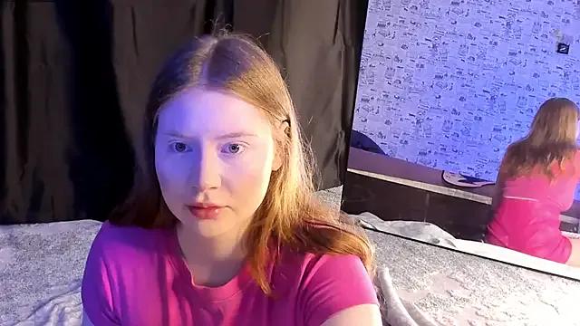 Lillie_Berry from StripChat is Freechat