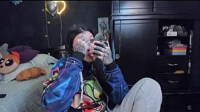 Lilmarieee from StripChat
