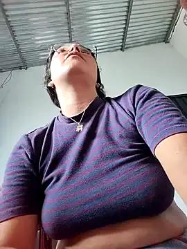 Lily-o from StripChat is Freechat