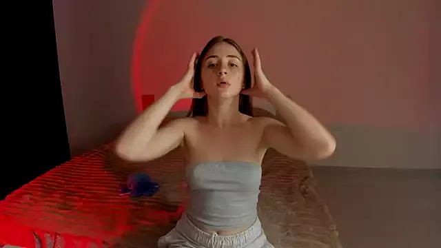 LilyHaart from StripChat