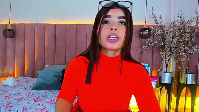 LilyRoxi from StripChat