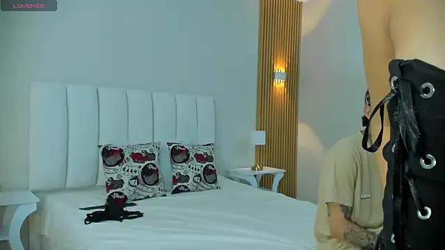 Lilyth_adam from StripChat