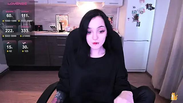 linaa__tyaan from StripChat is Freechat