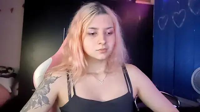 Checkout girls naked models with similar nickname. Cute sexy Free Models.