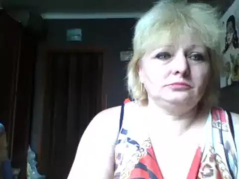 LindaSky398 from StripChat is Freechat