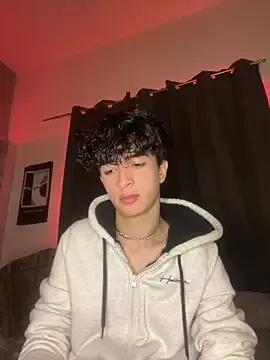 lion_cherry21 from StripChat is Freechat