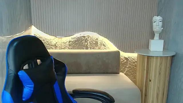 lirianne_thorne_r from StripChat is Freechat