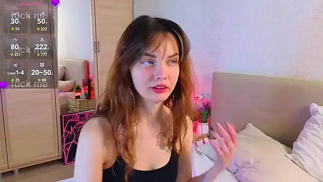 LisaDrake from StripChat is Freechat