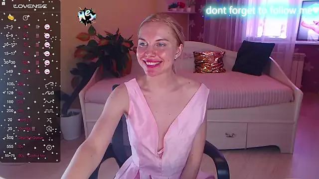 Checkout girls naked models with similar nickname. Cute sexy Free Models.
