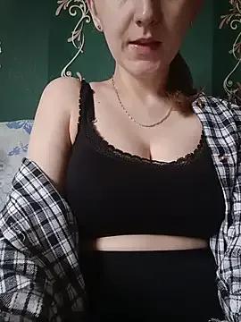 Lissa213 from StripChat is Freechat