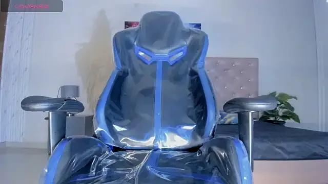 Lissalittlee from StripChat is Freechat