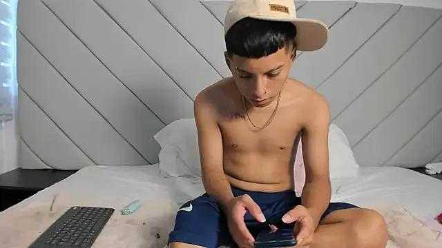 Checkout girls naked models with similar nickname. Cute sexy Free Models.