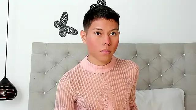 Little_liam from StripChat is Freechat