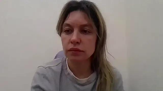Little_Milf_5 from StripChat is Freechat