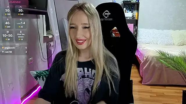 Checkout girls naked models with similar nickname. Cute sexy Free Models.