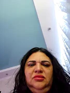 littleRikka from StripChat is Freechat