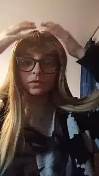 littlevalerie from StripChat is Freechat