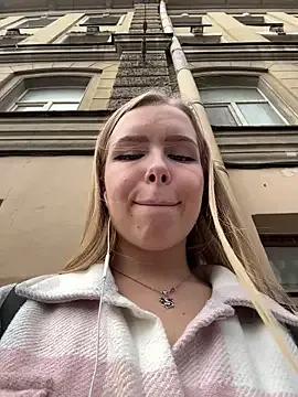 Liza_risky from StripChat is Freechat