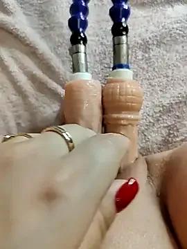 Lola_Hale from StripChat is Freechat