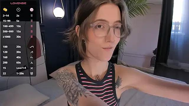 Lola_Missy from StripChat