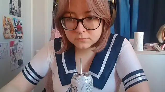 LolaWEI from StripChat